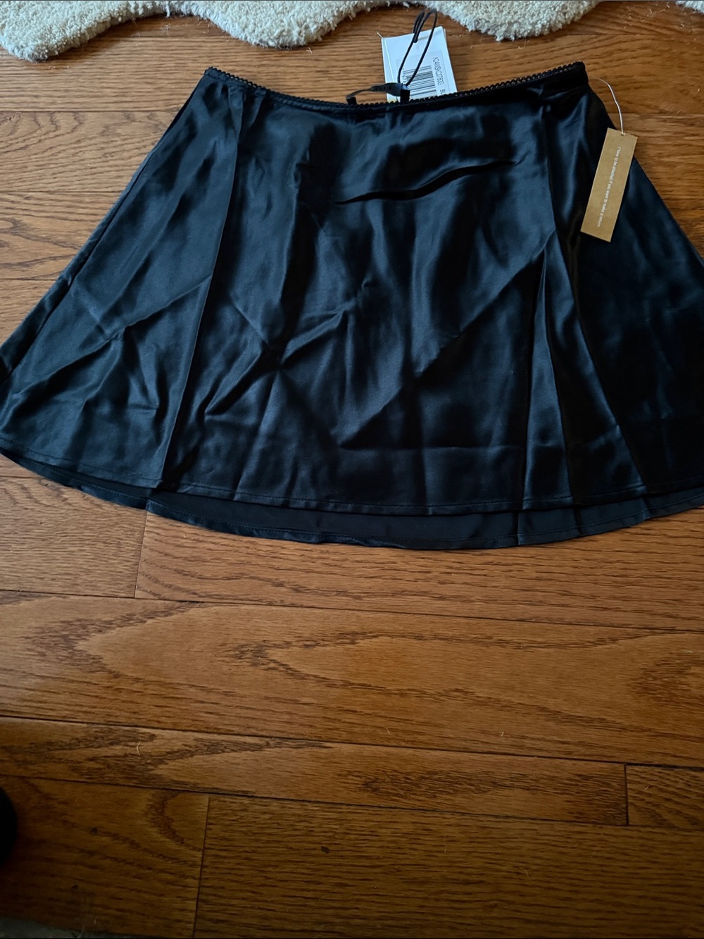 Kourt satin skirt